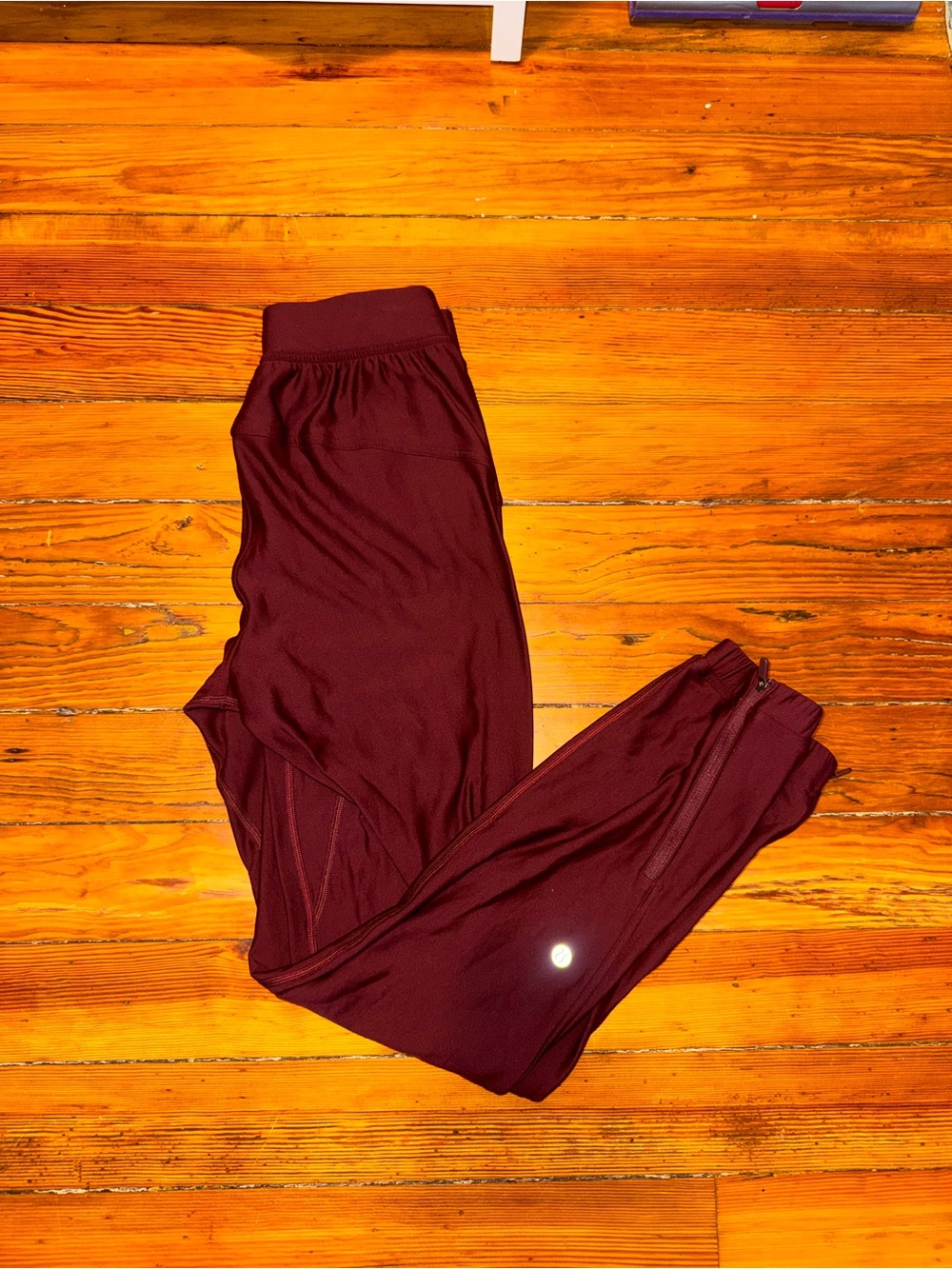 Lululemon women’s Adapted State High-Rise Fleece Jogger